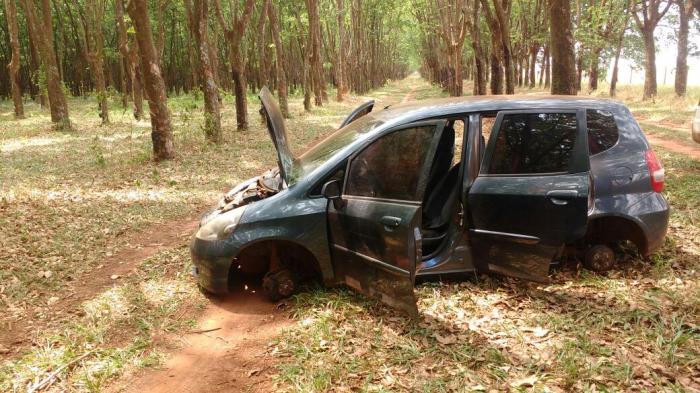 Veiculo furtado em Colômbia é localizado na Fazenda Barretos - Foto: Divulgação 