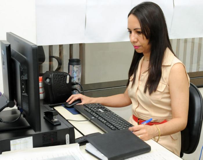 Alessandra Tamarozzi, chefe do cartório Eleitoral de Barretos. - Foto: Tininho Junior