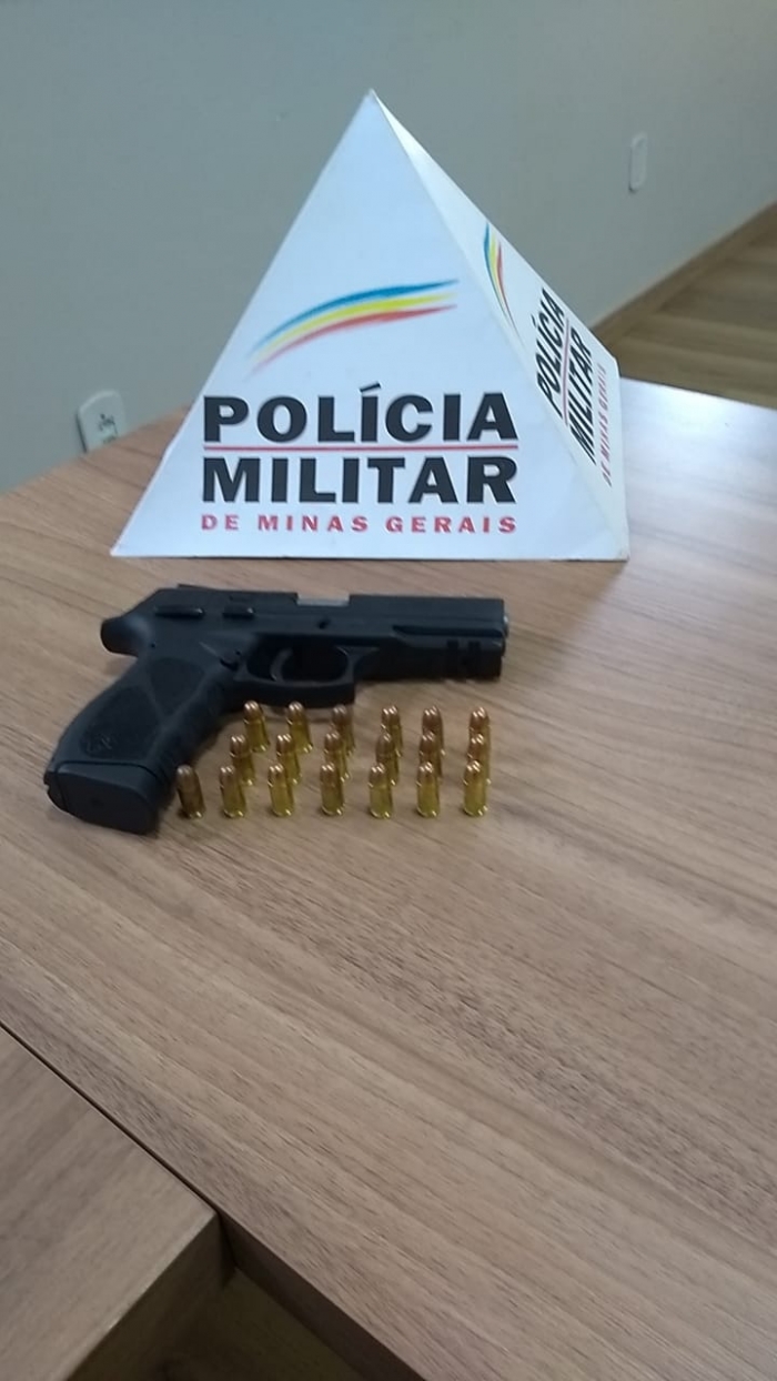 Arma de fogo é apreendida pela polícia em Planura - Foto: 