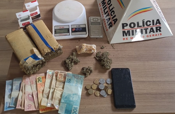 Polícia Militar apreende dois tabletes de maconha em Planura - Foto: PMMG