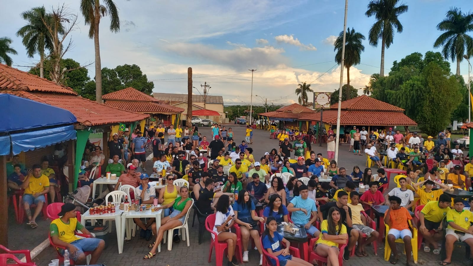 : Prefeitura coloca telão na Praça da Matriz para a estreia do Brasil na Copa do Catar.