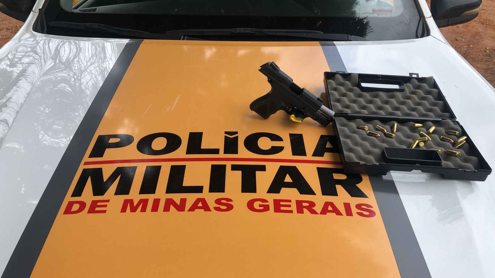 : Polícia Rodoviária apreende arma de fogo na MGC-455.